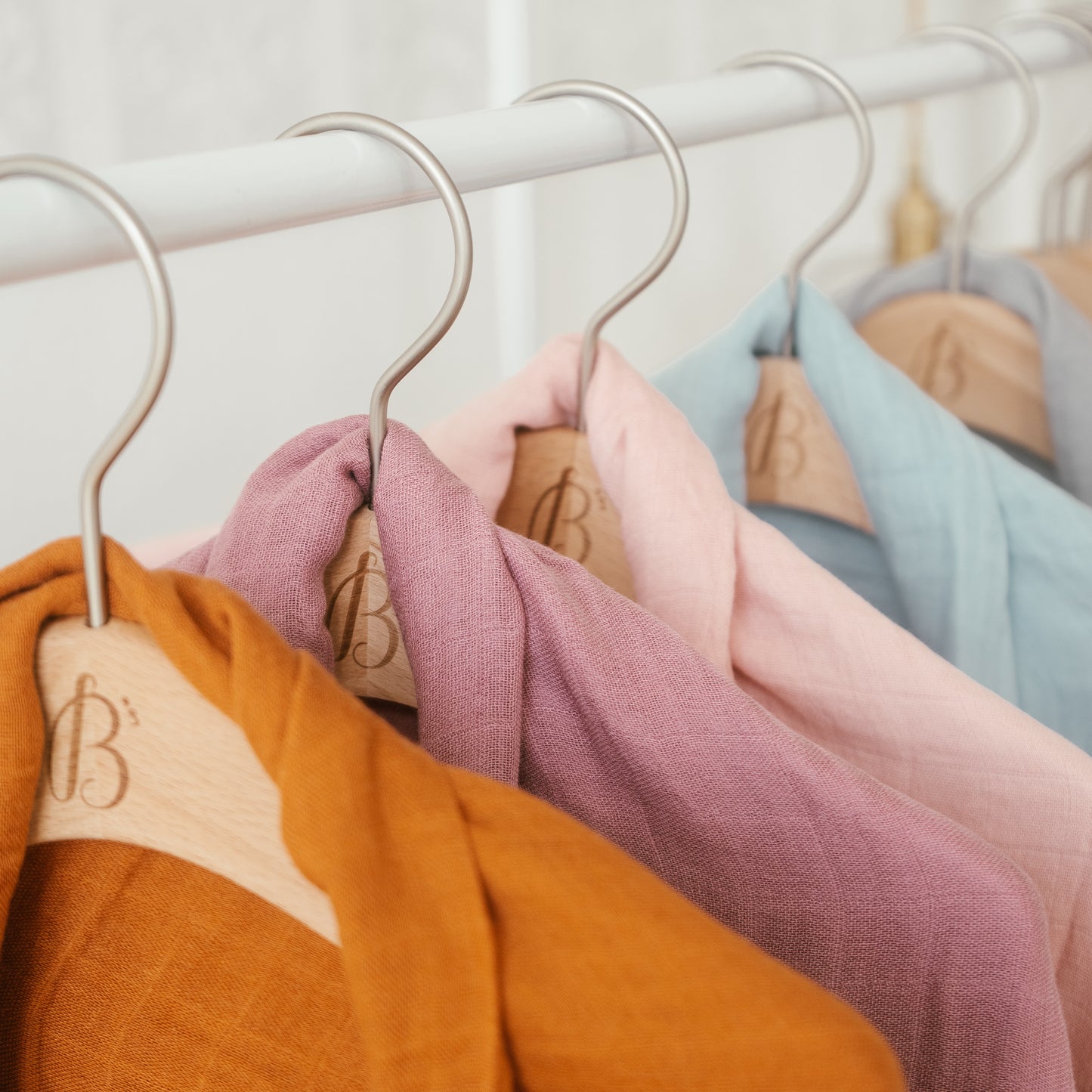 B's Tiny Hangers